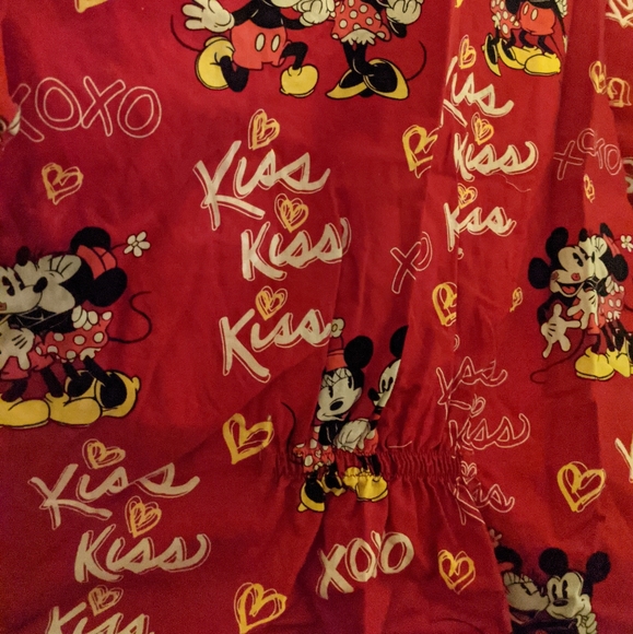 Disney Mickey Mouse and Minnie Mouse Scrub top - Picture 13 of 16
